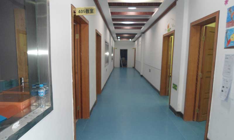 pvc地板和地板、瓷磚相比有什么差別?