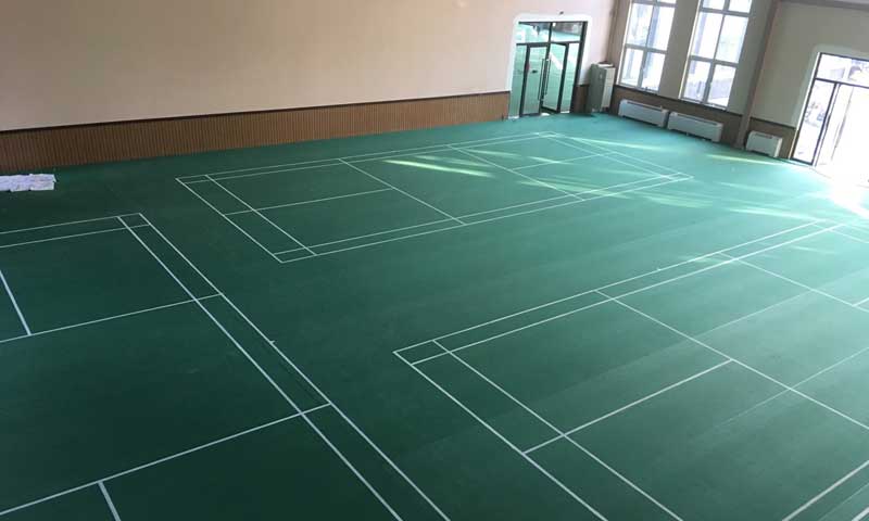 羽毛球館地膠 羽毛球館地膠行業(yè)品牌現(xiàn)象利弊分析